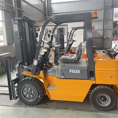 Dyzelinis benzininis LPG šakinis krautuvas